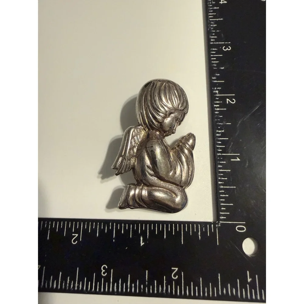 Beau Silver Tone Praying Angel Cherub Brooch Pendant Pin Religious Jewelry